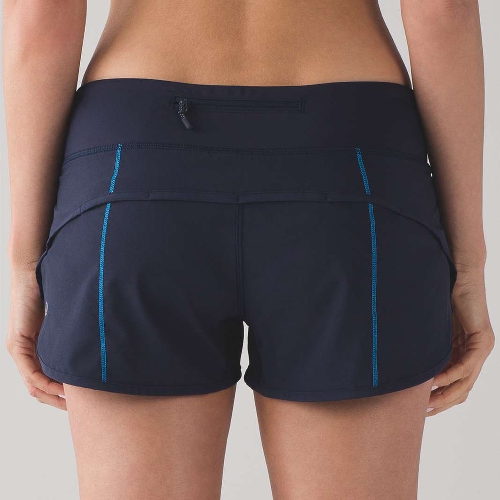 Lululemon Speed up low rise shorts  2.5”
